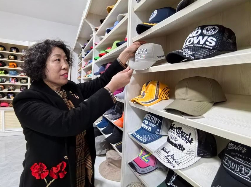 리가장, 세계 스포츠 모자 3개중 1개 생산