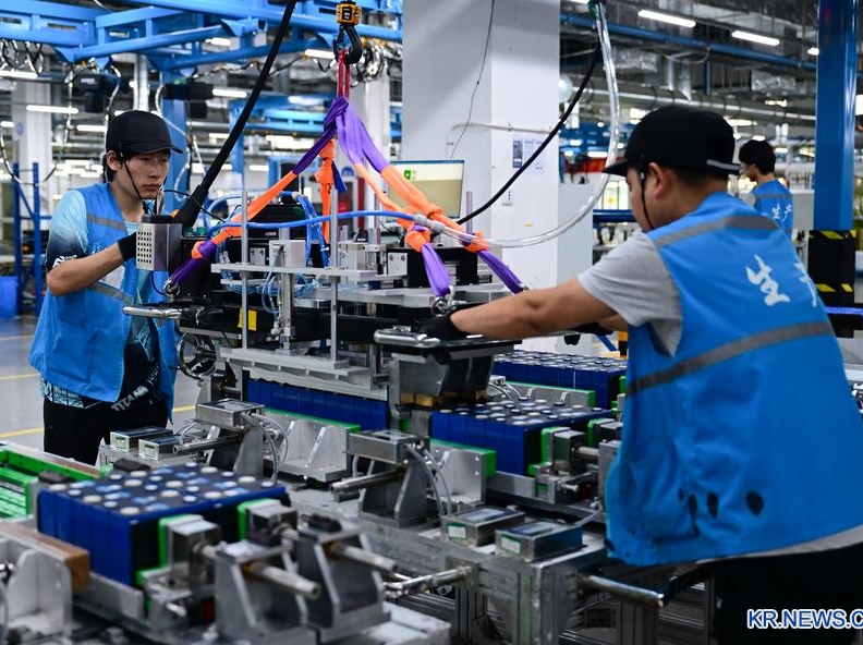 AI와 로보트가 만드는 신에너지차… 합비, 전기차 공급사슬 허브로 도약