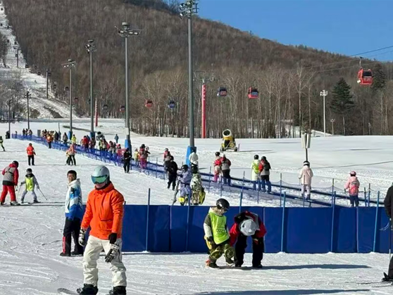 백산시, ‘장백산의 겨울’빙설관광시즌 개막