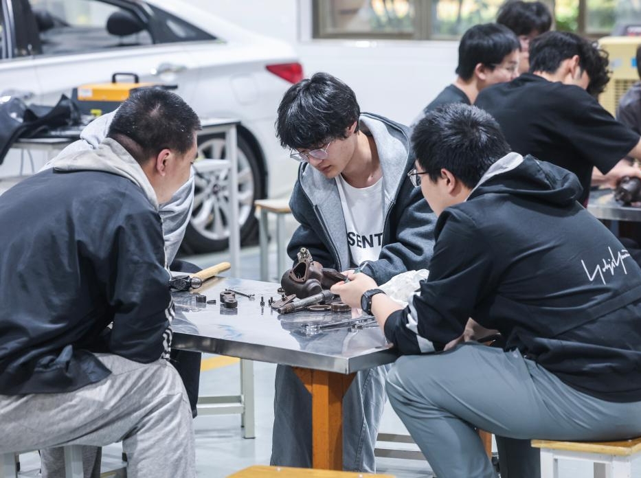 절강 금화, 졸업생 대상 직업기술훈련 전개