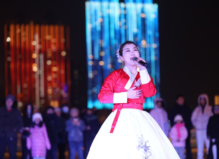 길림시, ‘따뜻한 겨울공연’으로 관광객과 하나되다