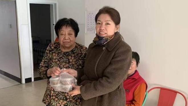 연홍사회구역&nbsp;랍팔절&nbsp; 따뜻한 사랑 나눔 행사 펼쳐