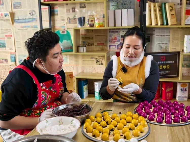 4대째 이어온 만족 찹쌀떡, 다양한 맛으로 젊은이들을 사로잡다