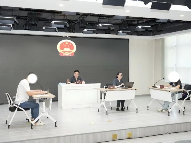 부모가 아이 명의 계좌 함부로 이체, 법원: 권리 침해