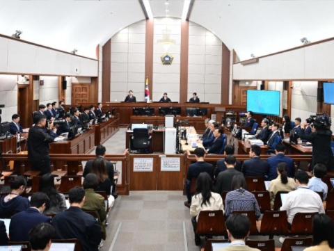 윤석열 ‘내란 발동 혐의’ 사건 2차 법정 심리에