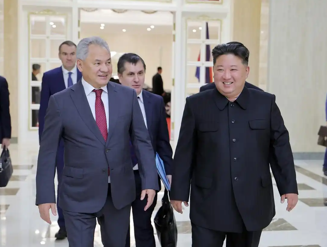 김정은, 로씨야련방 안전리사회  서기장 쇼이구 회견