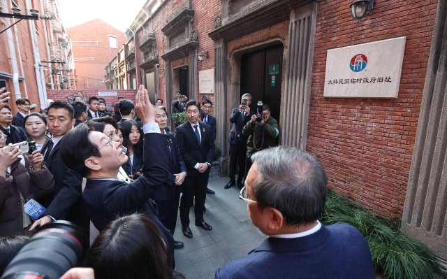 한국 대통령 이재명，상해 대한민국 림시정부 유적지 100주년 기념활동 참석