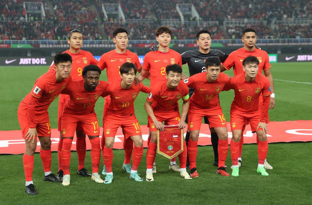 [월드컵 예선전] 중국팀 싱가포르에 4대1 대승, 고준익 풀타임으로 활약