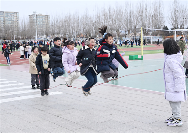 연길시 여러 중소학교 업간휴식시간 15분으로 연장