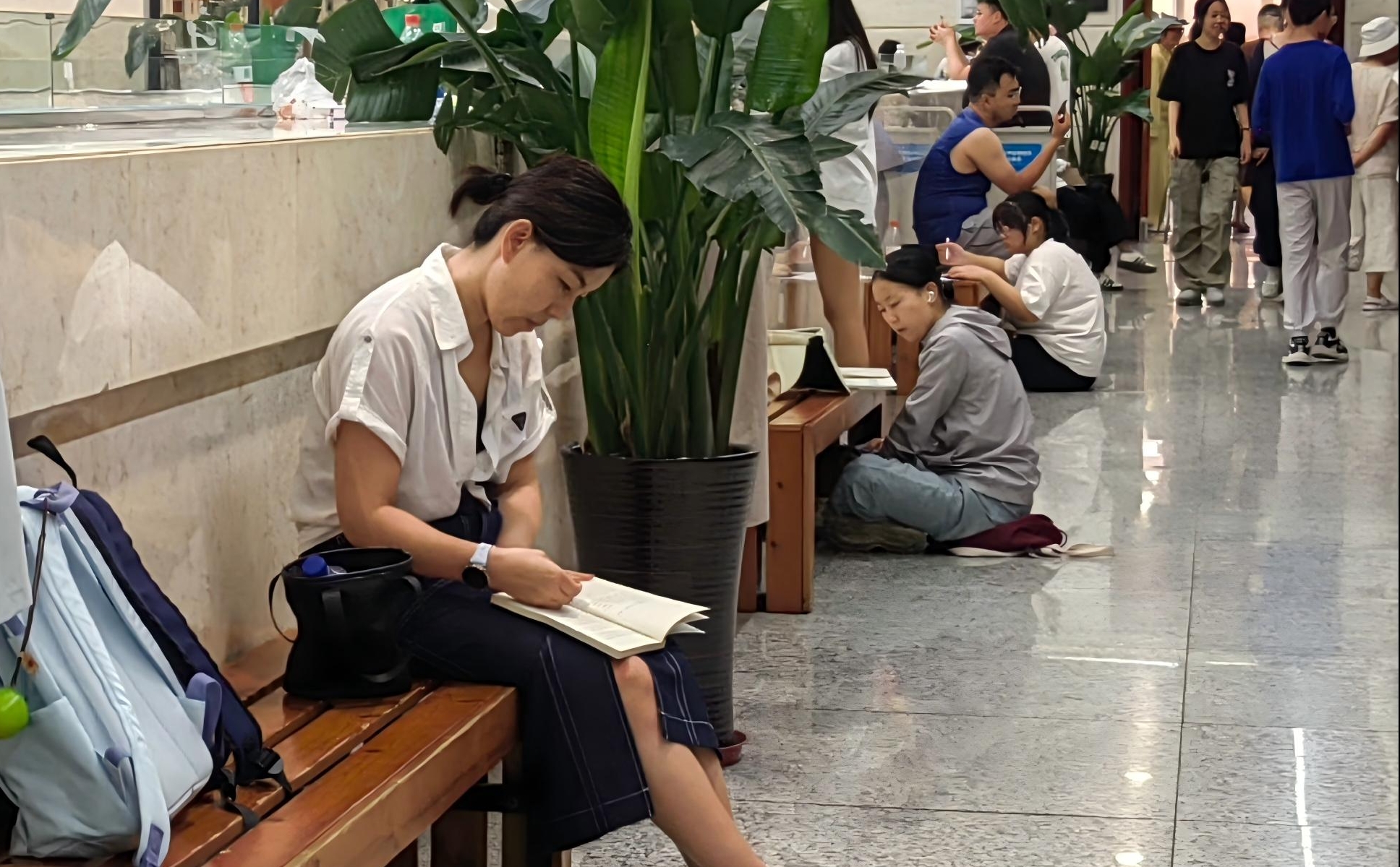 디지털과 인문의 융합을 통한 현대 도서관의 전환