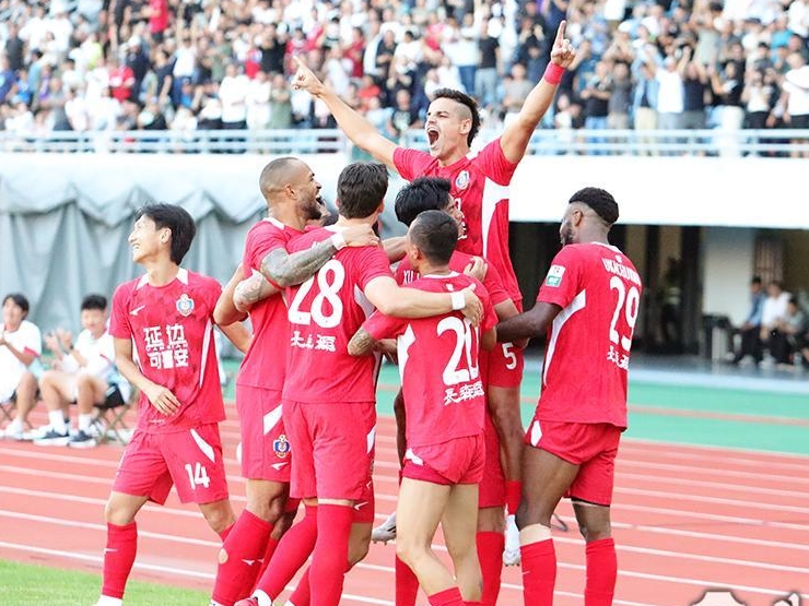 연변팀, 상해가정 꺾고 홈 승리…김태연 300경기 출전 기념