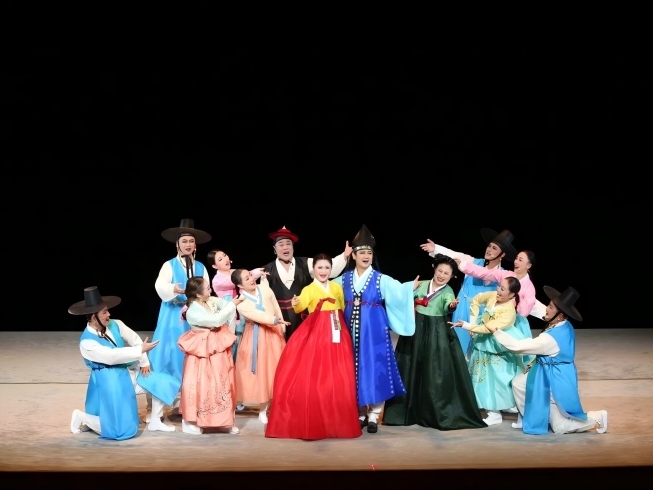 조선족창극 〈신춘향전〉, 희유극종 전람에서 주목