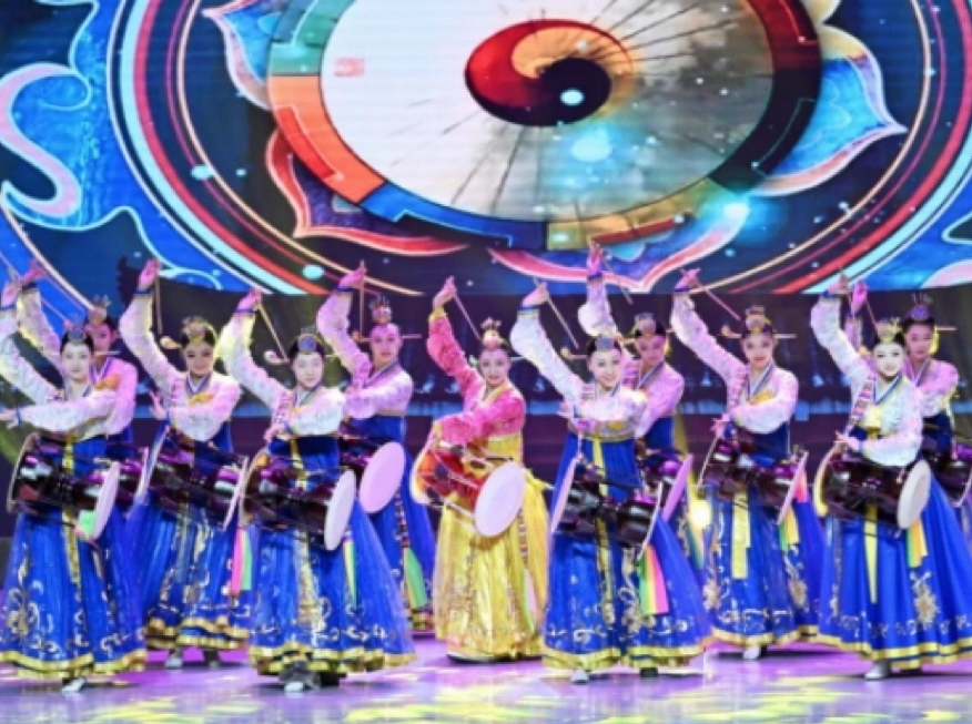 길림성, 대학 캠퍼스에서 펼쳐진 '민족 가무' 향연