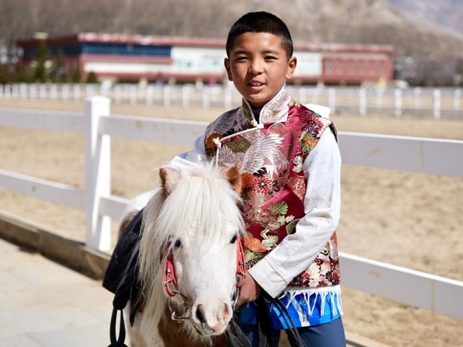 서장 라싸, 말띠 해 맞아 전통 마술 축제 개최