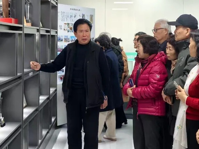 연길시촬영가협회, 최주범 촬영작업실서 교류 행사 가져