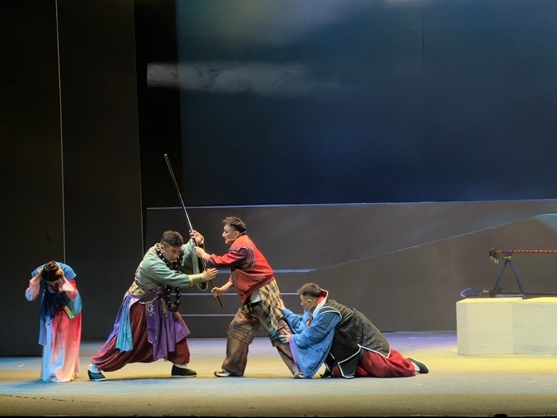 현대 청년들의 고민과 성장 담은 길극 《오공》