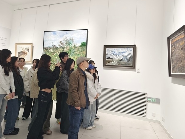 길림성 미술작품전 3개월간 열린다